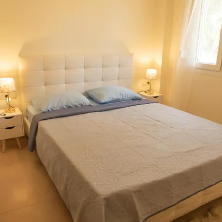 Eukalyptos 3bd With Yard In Chersonisos Херсониссос