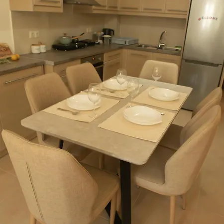 Eukalyptos 3bd With Yard In Chersonisos Апартаменты Херсониссос