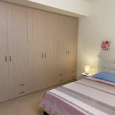 Eukalyptos 3bd With Yard In Chersonisos Daire *